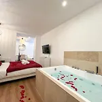 Bibemus Casa Maja - Baignoire Balneo - Parking - Terrasse דירה *